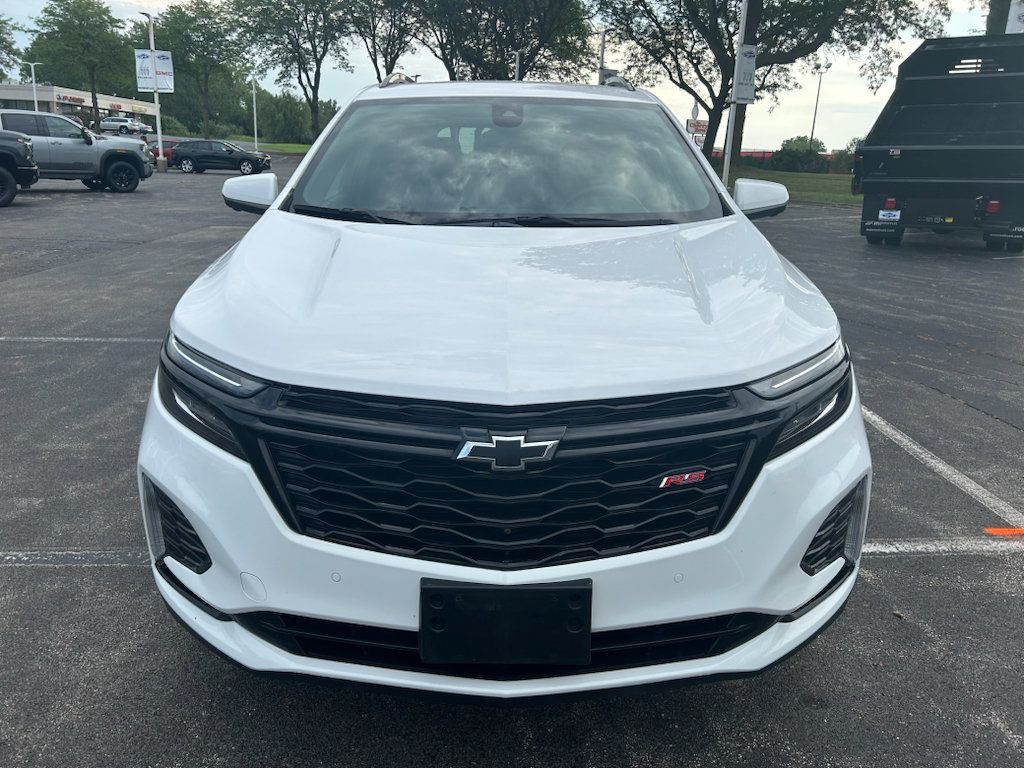 Used 2024 Chevrolet Equinox RS AWD/4WD image 2