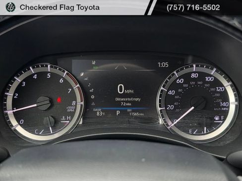 Used 2024 Toyota Highlander XSE AWD/4WD image 11