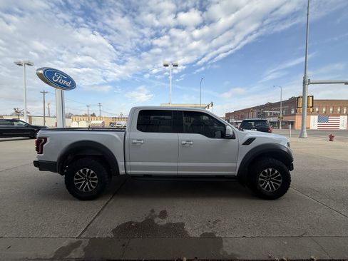 Used 2019 Ford F150 Raptor w/ Equipment Group 802A Luxury image 6