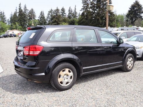Used 2010 Dodge Journey SE w/ Flexible Seating Group FWD image 4
