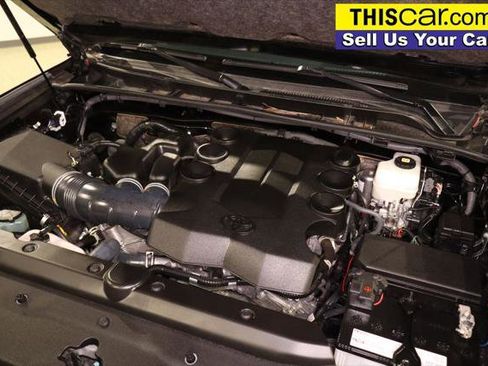 Used 2023 Toyota 4Runner 40th Anniversary SE AWD/4WD image 35