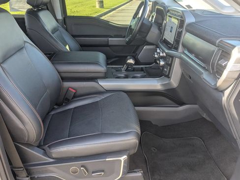 Used 2021 Ford F150 Lariat RWD image 37