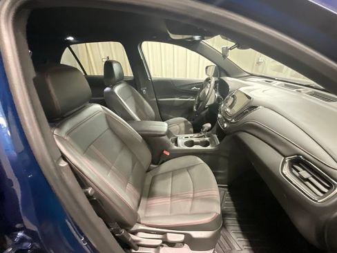 Used 2022 Chevrolet Equinox RS w/ Infotainment Package AWD/4WD image 13