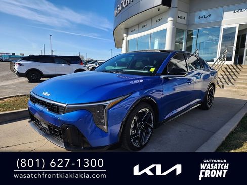 Certified 2025 Kia K4 GT-Line w/ GT-Line Sunroof Package image 1