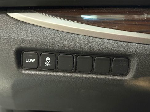 Used 2014 Acura RLX w/ Technology Package FWD image 27