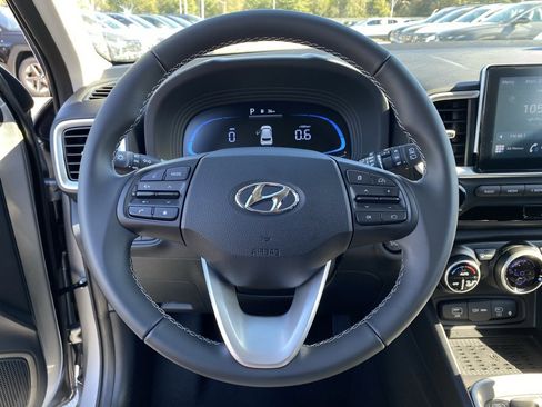 New 2026 Hyundai Venue SEL image 11