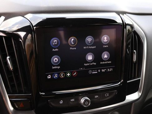 Used 2023 Chevrolet Traverse LT FWD image 19