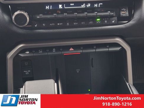 Used 2026 Toyota Sequoia Limited image 22