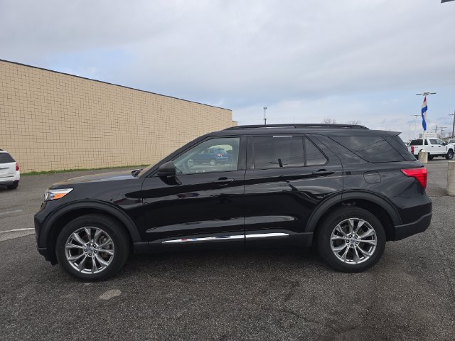 Certified 2023 Ford Explorer XLT AWD/4WD image 8