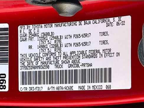 Used 2022 Toyota Tacoma TRD Sport w/ Technology Package RWD image 28