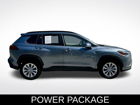 Used 2023 Toyota Corolla Cross LE image 7