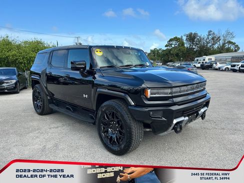 New 2026 GMC Hummer EV SUV image 2