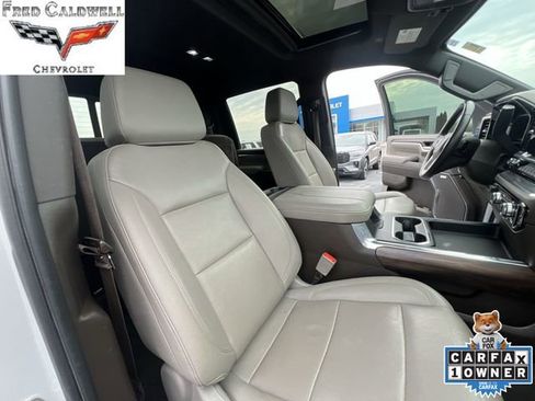 Used 2024 GMC Sierra 2500 SLT w/ SLT Premium Package image 28