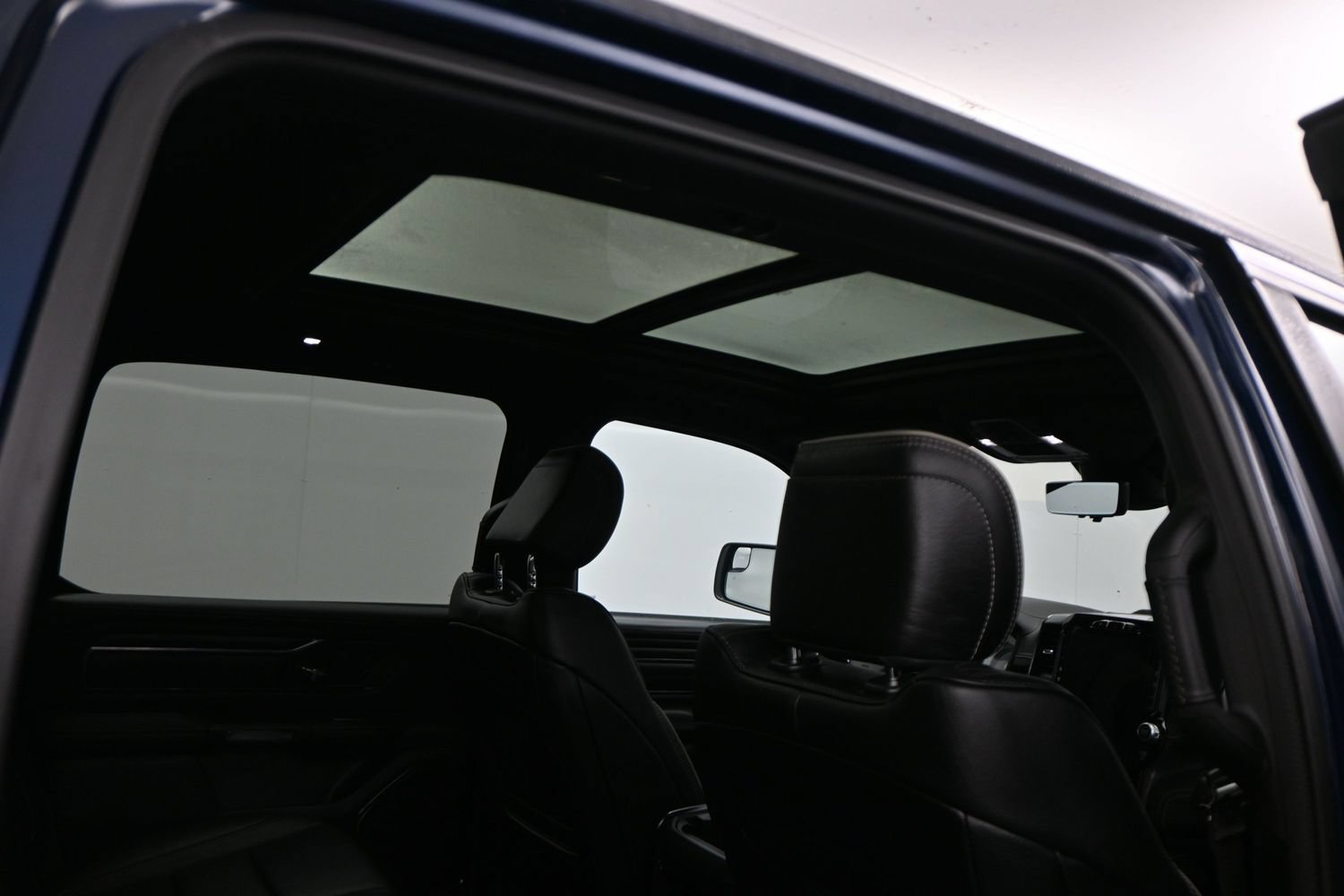 Used 2022 RAM 1500 Limited RWD image 16