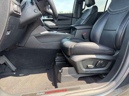Used 2020 Ford Explorer ST w/ Premium Technology Package AWD/4WD image 15