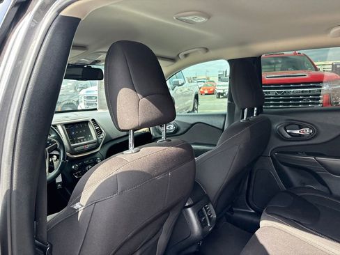 Used 2017 Jeep Cherokee Latitude image 25