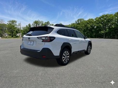 Used 2025 Subaru Outback Premium w/ Popular Package #1A AWD/4WD image 9