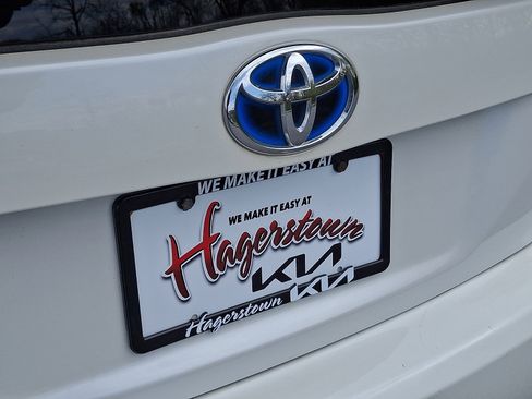 Used 2014 Toyota Prius Two FWD image 30