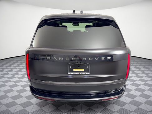 Used 2026 Land Rover Range Rover Long Wheelbase SE AWD/4WD image 11