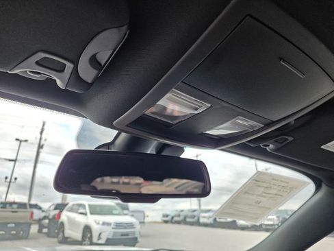 Used 2022 Dodge Challenger SXT w/ Blacktop Package image 20