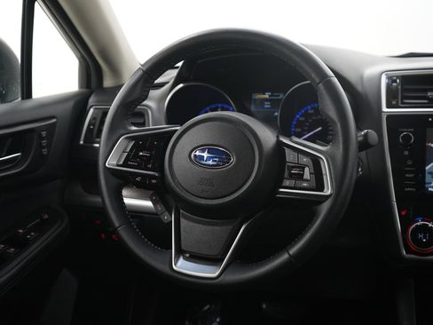 Used 2018 Subaru Outback 2.5i Limited AWD/4WD image 14