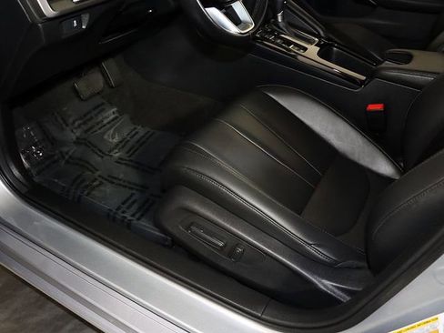 Used 2024 Acura Integra image 23