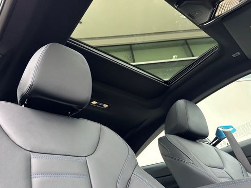 New 2026 BMW 430i Coupe w/ M Sport Package image 16