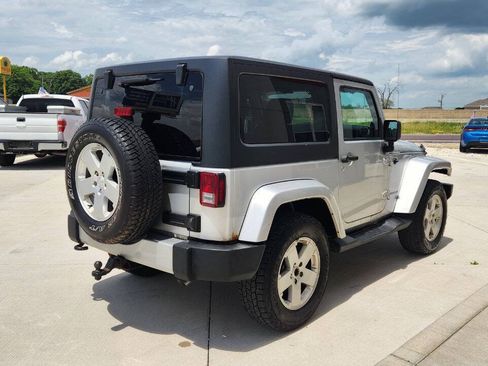 Used 2012 Jeep Wrangler Sahara w/ Dual Top Group AWD/4WD image 6