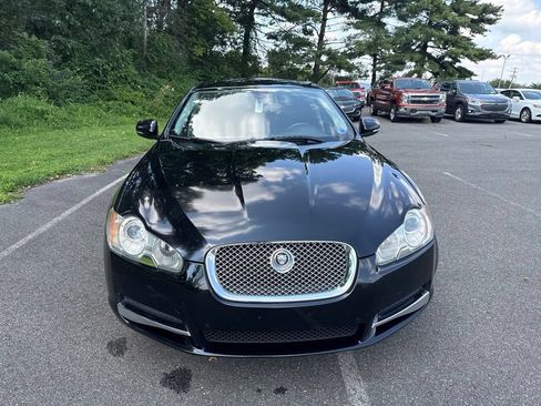 Used 2011 Jaguar XF Premium RWD image 4