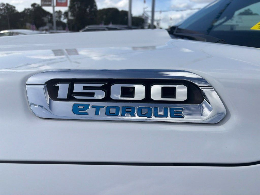 Used 2022 RAM 1500 Big Horn AWD/4WD image 18