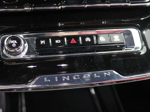 New 2026 Lincoln Corsair Reserve w/ Jet Appearance Package image 44