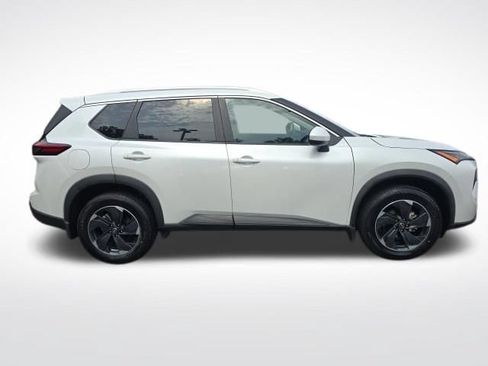Used 2024 Nissan Rogue SV w/ SV Premium Package AWD/4WD image 6