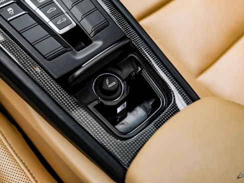 Used 2017 Porsche 911 Turbo image 62