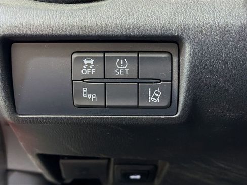 Used 2016 MAZDA MX-5 Miata Grand Touring image 10