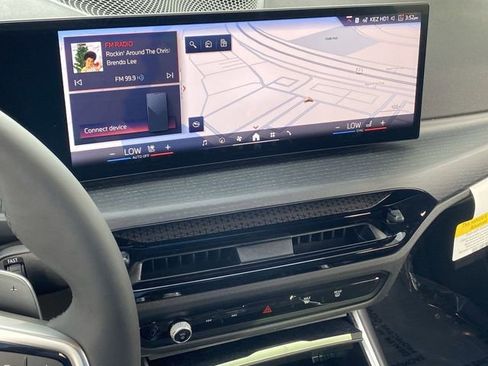 Used 2026 BMW 330i xDrive Sedan w/ M Sport Package image 21