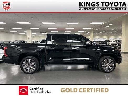 Used 2022 Toyota Tundra Capstone AWD/4WD image 9
