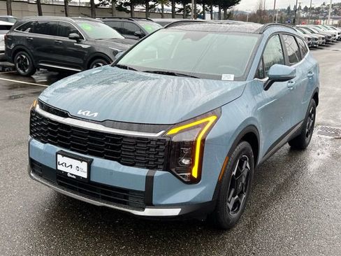 New 2026 Kia Sportage EX image 4