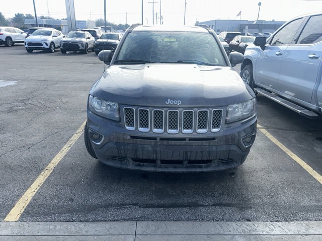 Used 2017 Jeep Compass High Altitude AWD/4WD image 3