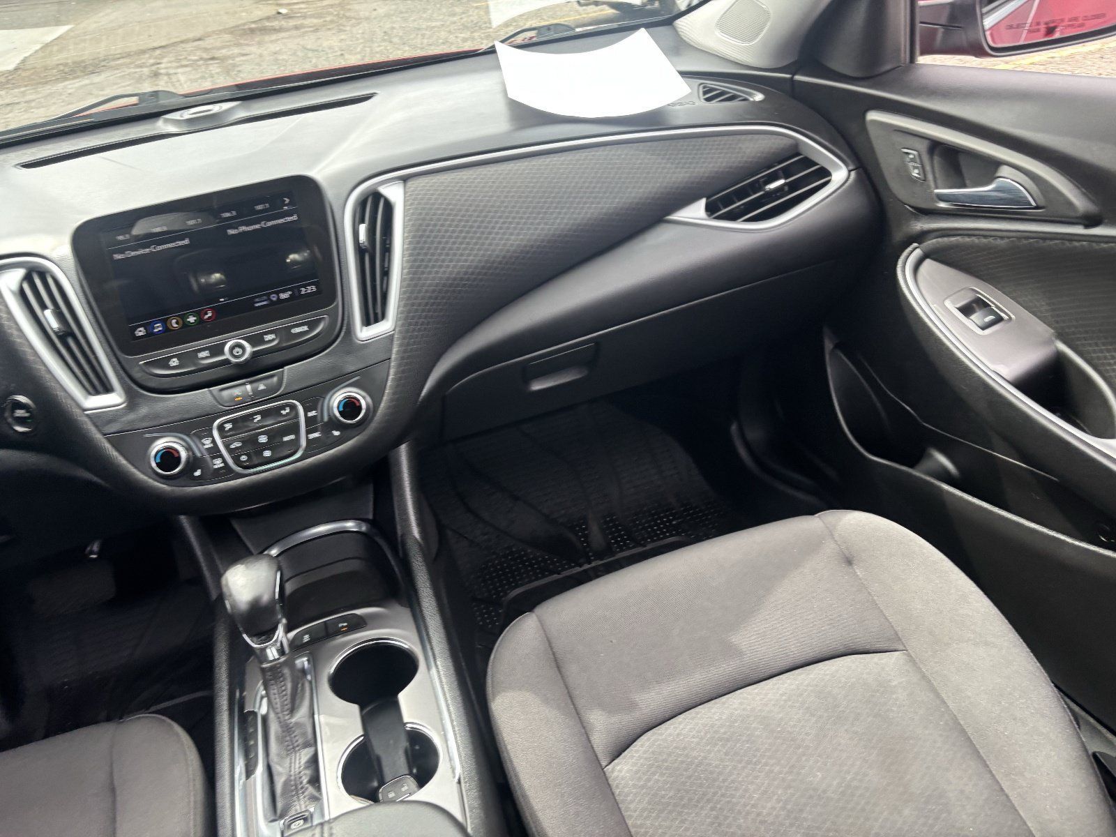 Used 2023 Chevrolet Malibu LT w/ Sport Edition FWD image 17