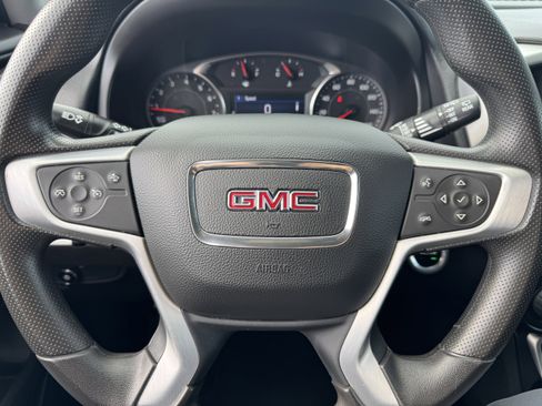 Used 2022 GMC Terrain SLE w/ Elevation Edition image 35