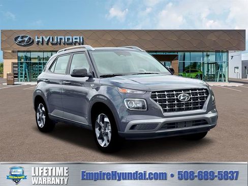 New 2026 Hyundai Venue SEL image 11