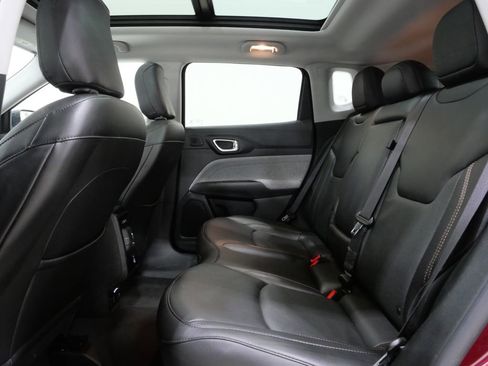 Used 2022 Jeep Compass Latitude w/ Sun and Sound Group image 24