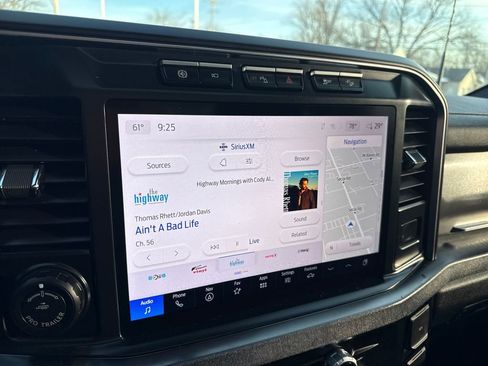 Used 2024 Ford F350 Platinum image 36