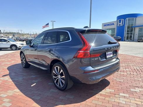 Used 2022 Volvo XC60 B5 Momentum w/ Advanced Package image 32
