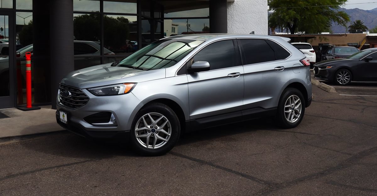 Used 2022 Ford Edge SEL AWD/4WD image 3