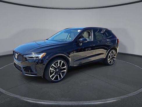 Used 2023 Volvo XC60 T8 Ultimate w/ Climate Package AWD/4WD image 3
