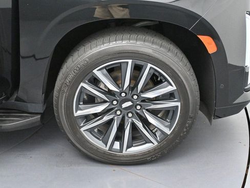 Used 2023 Cadillac Escalade Sport AWD/4WD image 39