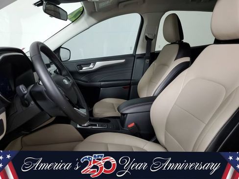 Used 2022 Ford Escape SEL w/ Technology Package FWD image 22