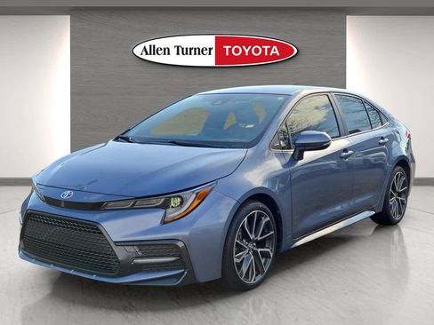 Used 2020 Toyota Corolla SE image 3