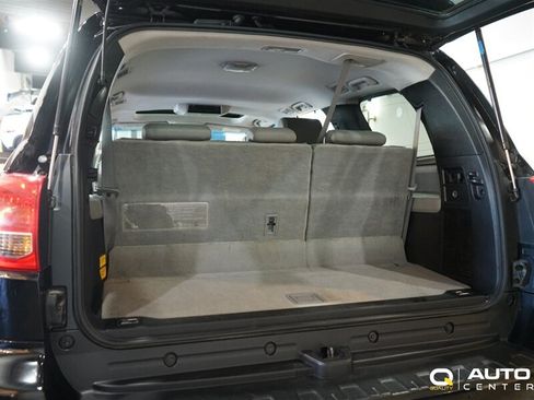 Used 2010 Toyota Sequoia Platinum AWD/4WD image 35